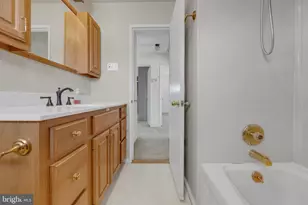 2203 Allwood Dr, Bethlehem, PA 18018 - Photo 23