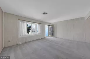 2203 Allwood Dr, Bethlehem, PA 18018 - Photo 5