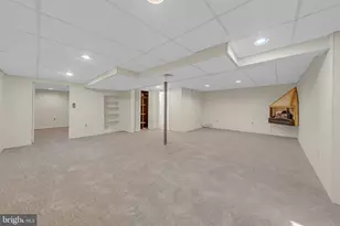 2203 Allwood Dr, Bethlehem, PA 18018 - Photo 27