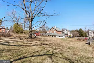 442 Franklin St, Alburtis, PA 18011 - Photo 3