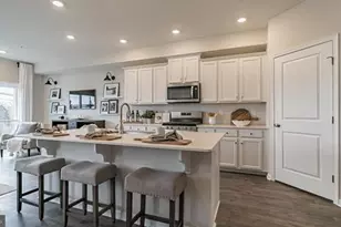 1087 Meadowlark Dr, Fogelsville, PA 18051 - Photo 3
