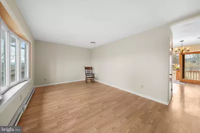 6527 Walnut, Coopersburg, PA 18036 - Photo 3