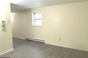 1324 Marlow St, Allentown, PA 18103 - Photo 3