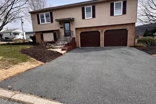 806 E Paoli St, Allentown, PA 18103 - Photo 1