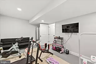 839 E Lynnwood St, Allentown, PA 18103 - Photo 29