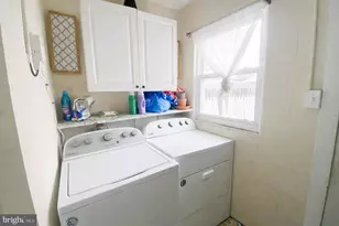 274 E Elm St, Allentown, PA 18109 - Photo 9