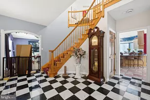 6688 Haasadahl Rd, Allentown, PA 18106 - Photo 3