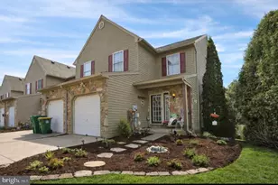 1560 Pinewind Dr, Alburtis, PA 18011 - Photo 1