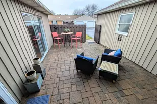 5694 Burning Tree Ln, Macungie, PA 18062 - Photo 5