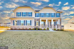 2890 Hawk Vly Ct, Center Valley, PA 18034 - Photo 1