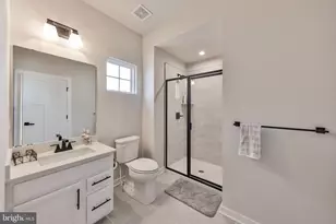 2890 Hawk Vly Ct, Center Valley, PA 18034 - Photo 17