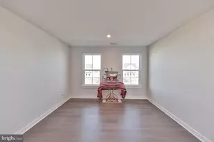 2890 Hawk Vly Ct, Center Valley, PA 18034 - Photo 27