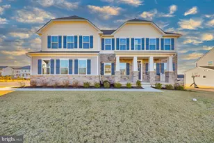 2890 Hawk Vly Ct, Center Valley, PA 18034 - Photo 1