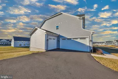 2890 Hawk Valley Court, Center Valley, PA 18034 - Photo 41