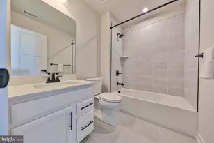 2890 Hawk Vly Ct, Center Valley, PA 18034 - Photo 31