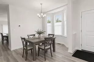 625 Fountain Vw Cir, Allentown, PA 18104 - Photo 3
