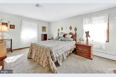 4872 Main Street, Whitehall, PA 18052 - Photo 15