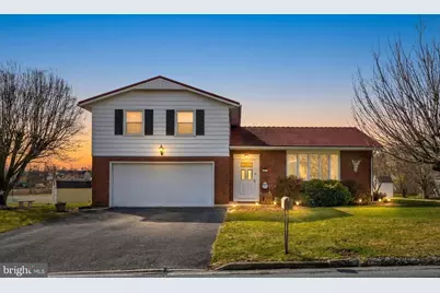 4872 Main Street, Whitehall, PA 18052 - Photo 1