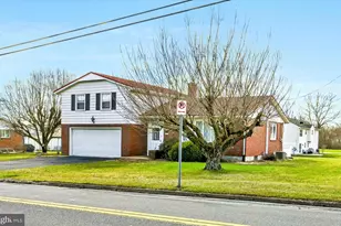 4872 Main St, Whitehall, PA 18052 - Photo 3