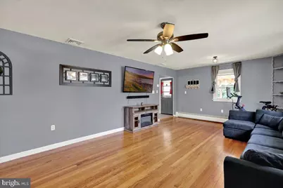 815 N 22nd Street, Allentown, PA 18104 - Photo 5