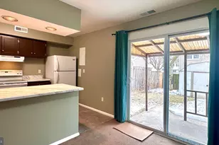 53 Eisenhower Cir, Whitehall, PA 18052 - Photo 7