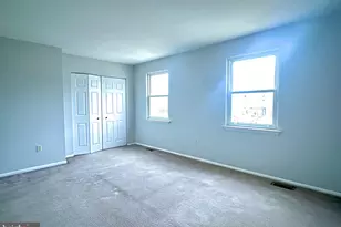 53 Eisenhower Cir, Whitehall, PA 18052 - Photo 17