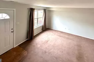 53 Eisenhower Cir, Whitehall, PA 18052 - Photo 13