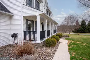 4801 Meadowview Terrace, Zionsville, PA 18092 - Photo 3