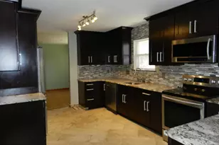 1055 Pine Tree Dr, Slatington, PA 18080 - Photo 7