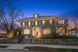 2227 Gordon St, Allentown, PA 18104 - Photo 1