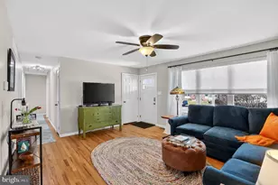 138 S 9th St, Coopersburg, PA 18036 - Photo 3