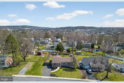 138 S 9th Street, Coopersburg, PA 18036 - Photo 25