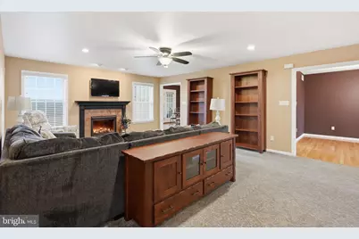 5529 Summit Street, Whitehall, PA 18052 - Photo 7