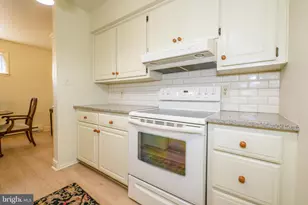 28 Stonewood Pl, Catasauqua, PA 18032 - Photo 7