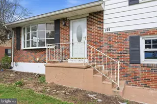 739 Henry Dr, Emmaus, PA 18049 - Photo 3