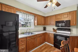 1984 Troxell St, Allentown, PA 18109 - Photo 7