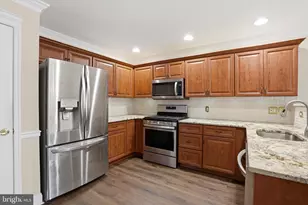 2001 Rolling Meadow Dr, Macungie, PA 18062 - Photo 7