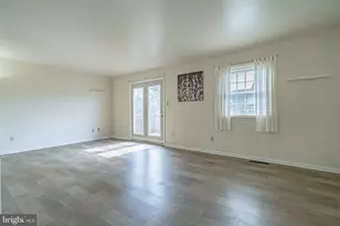 1069 Barnside Rd, Allentown, PA 18103 - Photo 17