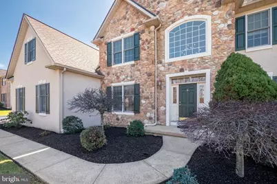 3350 Bay Hill Dr N, Center Valley, PA 18034 - Photo 3