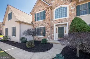 3350 Bay Hill Dr N, Center Valley, PA 18034 - Photo 3