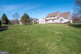 3350 Bay Hill Dr N, Center Valley, PA 18034 - Photo 9