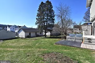 742 Walnut St, Emmaus, PA 18049 - Photo 23