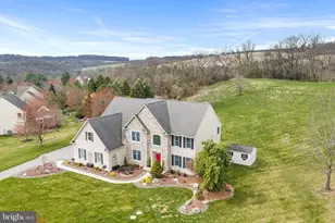 3862 Crestview Ct, New Tripoli, PA 18066 - Photo 3