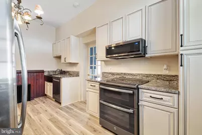 240 Franklin Street #2, Alburtis, PA 18011 - Photo 3