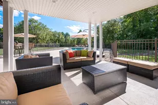 6410 Sweetbriar Ln, Zionsville, PA 18092 - Photo 17