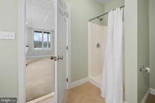 6410 Sweetbriar Ln, Zionsville, PA 18092 - Photo 59