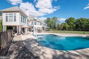 6410 Sweetbriar Ln, Zionsville, PA 18092 - Photo 9