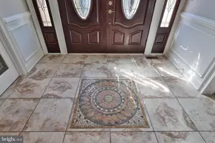 19 Springwood Dr, Allentown, PA 18104 - Photo 7