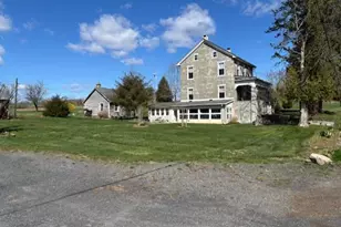 7610 Saegersville Rd, Slatington, PA 18080 - Photo 3