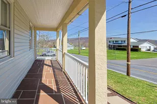 5456 Vera Cruz Rd, Emmaus, PA 18049 - Photo 7